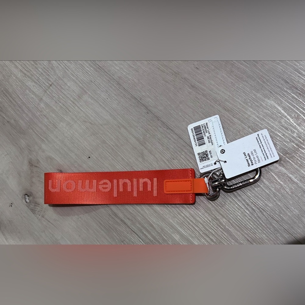 Lululemon Never Lost Key Chain